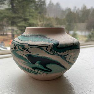 VTG Nemadji Clay Vase Pot Pottery Green Swirl Art Hand Made Painted USA